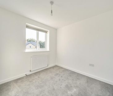 3 bedroom detached house to rent - Photo 5