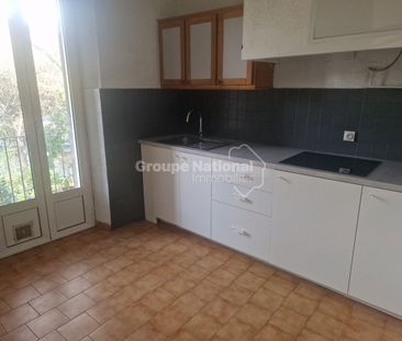 A Louer Marseille 13011 Appartement de type 3, - Photo 3