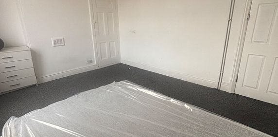 Room in a Shared House, East Park Road, LE5 - Photo 2