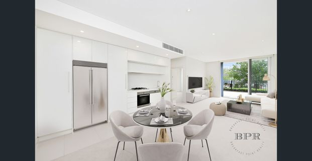 Sought-after North facing courtyard apartment. - Photo 1