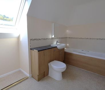 5 bedroom detached house to rent - Photo 4