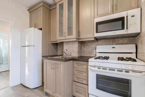 For Lease - 3254 Dundas Street, Toronto, Ontario - Photo 1