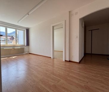 Bel appartement de 4 pièces au coeur de Tavannes - Photo 6