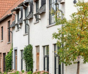 Woning te huur in Bachte-Maria-Leerne voor € 1.750 met 4 slaapkamers - Photo 5