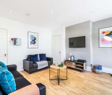 6 bedroom house to rent - Photo 1