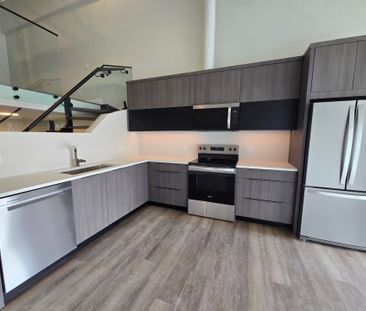 For Lease - 241 Front Street Unit# 204, Belleville, Ontario - Photo 3