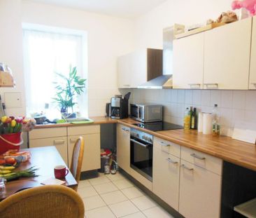 Schöne 3 R.Whg. - Balkon, Bad mit Fenster, 2er WG geeignet - Photo 3