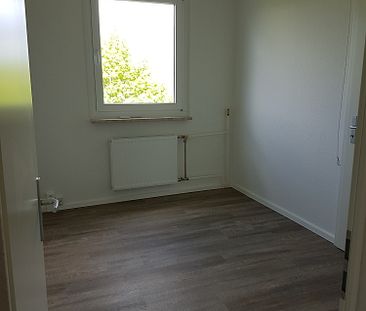 **Ernstbezug nach Renovierung** - 4Raumwohnung mit Wohnberechtigungsschein - Foto 4