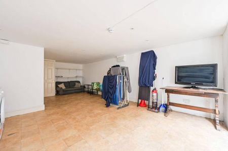 4 bedroom house to rent - Photo 3