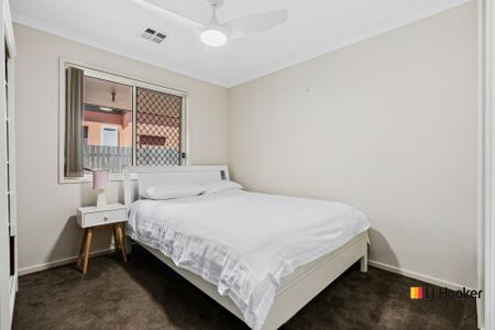 Modern Family Living in a Well Connected Suburb - Photo 5