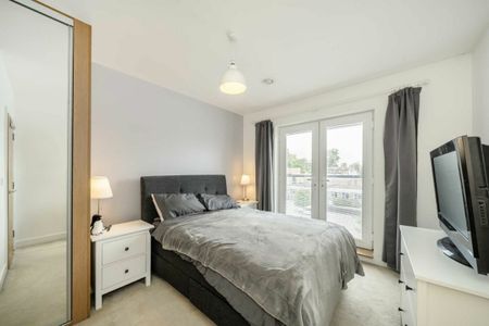 Dyas Road, TW16, London - Photo 4