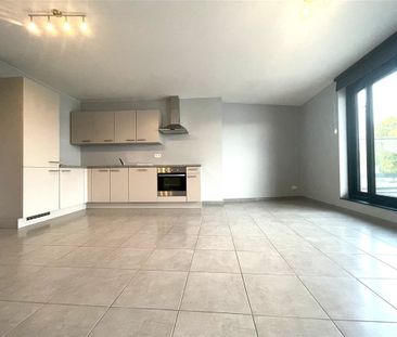 Nieuwbouw appartement met 2slpk's en zeer groot zonneterras te Sint... - Photo 2