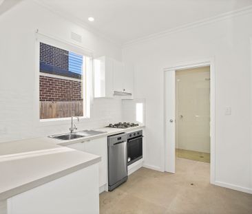 1/11 Queens Parade, Glen Iris - Photo 5