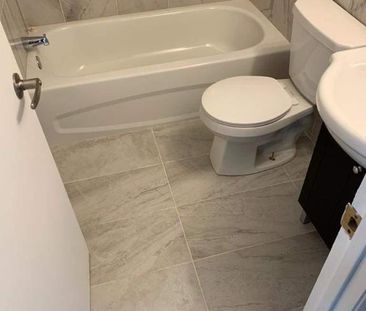 1 CH - 1 SDB - Laval - $1,300 /mo - Photo 2