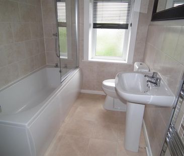 2 bedroom House To Let - Photo 1