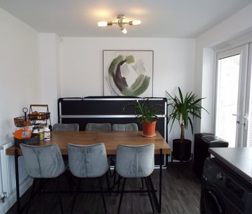 First Oak Drive, Clipstone Village, NG21, Mansfield - Photo 3