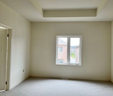 For Lease - 92 Ogston Crescent, Whitby, Ontario - Photo 2