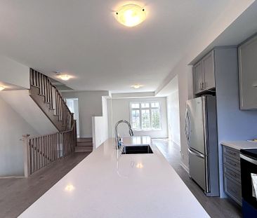 For Lease - 113 Yorkton Boulevard, Markham, Ontario - Photo 1