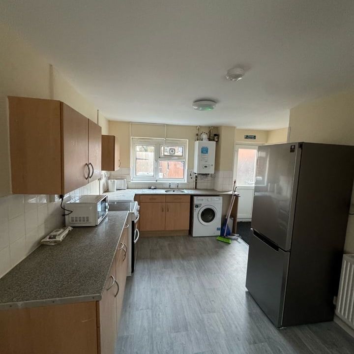 Room in a Shared House, Papyrus Way, B36 - Photo 1