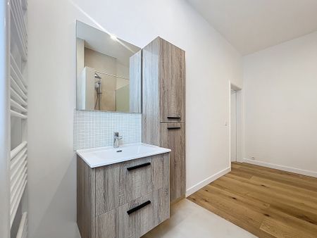 Appartement met één slaapkamer in Saint-Gilles - Photo 5