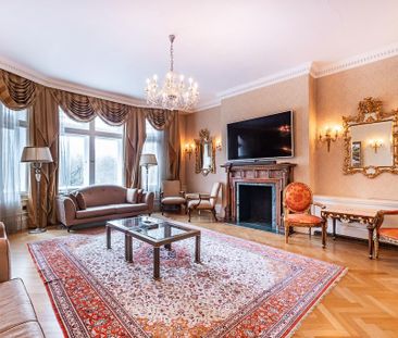 5 bedroom flat to rent - Photo 1