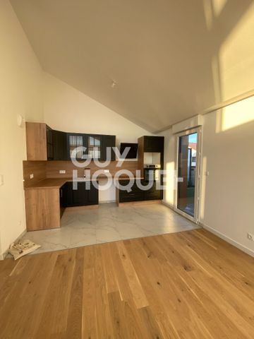 LOCATION : appartement de 4 pièces (114 m²) à SAINT JEAN DE LA RUELLE - Photo 3