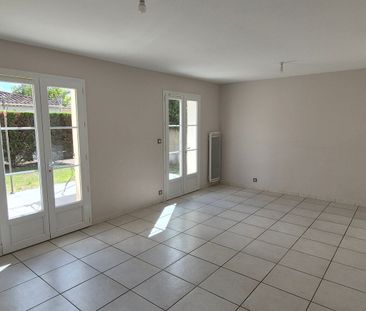 SORGUES 1180, - Photo 2