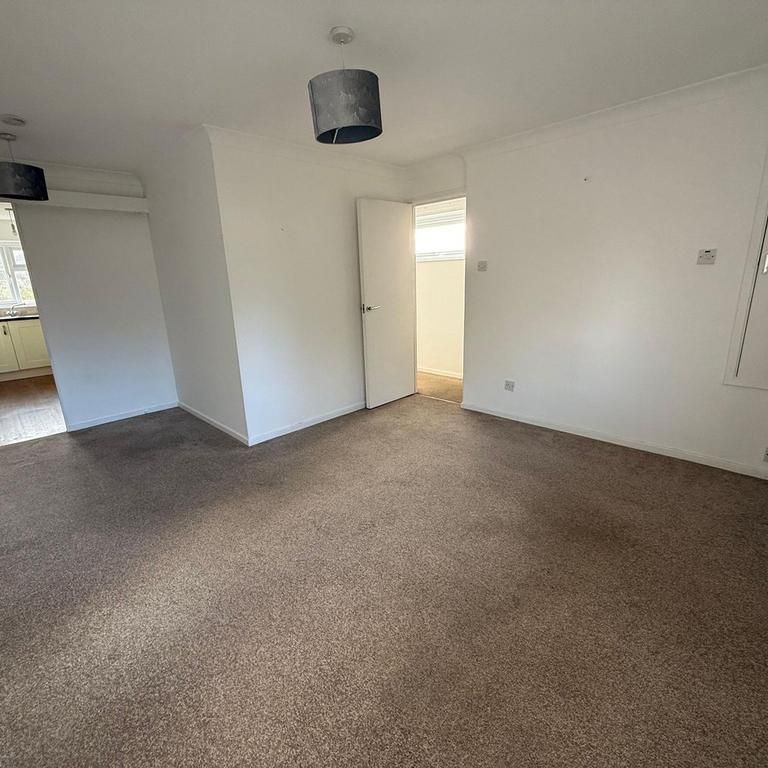 1 bedroom end of terrace house to rent - Photo 1