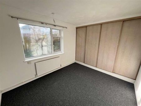 Hazelwood, Curwen Place, Brighton, BN1 - Photo 4