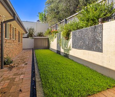 Stylish Low-Maintenance Living in the Heart of Kiama - Photo 5