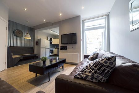 6 bedroom end of terrace house to rent - Photo 2