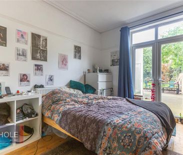 5 bedroom end of terrace house to rent - Photo 5