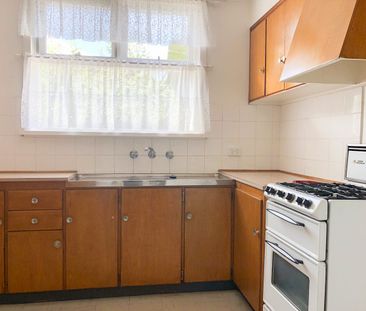 Great Central Location - Photo 1