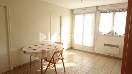 Location Appartement 2 pièces 29m² FAMARS 59300 - Photo 2