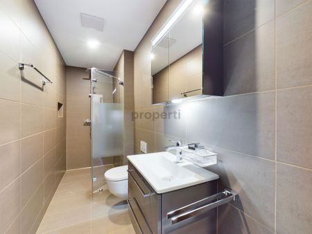 Moderne 3.5-Zimmer-Wohnung in Bärau mit Balkon und Parkplatz - Photo 2