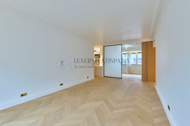 Paris 8 - Triangle d’or - Photo 1