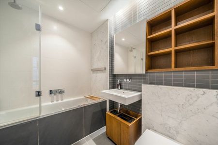 Bartholomew Close, Bart's Square, EC1A - Photo 5