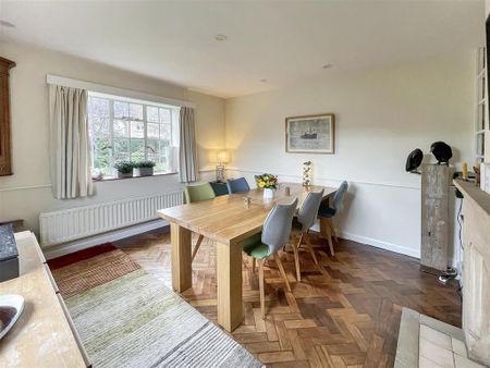 3 bedroom detached house to rent - Photo 3