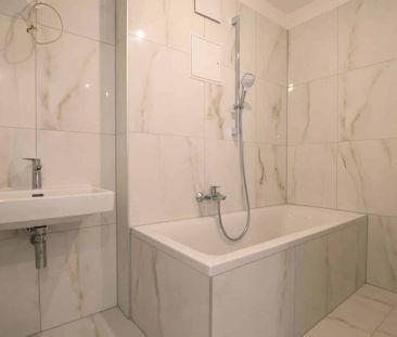 Erstbezug: Neu errichtete 2-Zimmer-Wohnung mit Balkon in Eßling - Photo 5