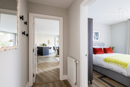 3 bedroom flat to rent - Photo 5