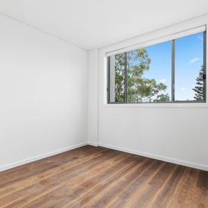 Affordable two bedroom unit in gladesville - Photo 2