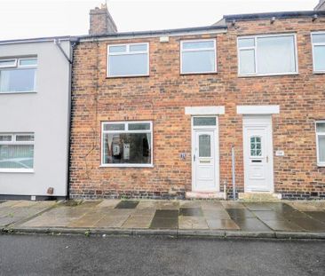 3 bedroom terraced house to rent - Photo 2