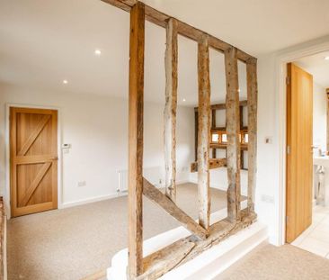 2 bedroom detached house to rent - Photo 5