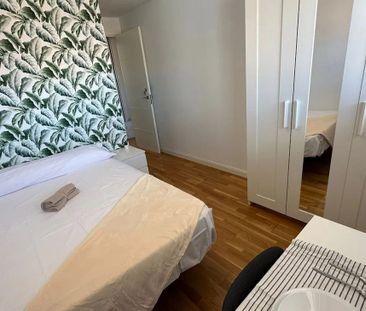 Calle de Rosario Romero, Madrid, Community of Madrid 28029 - Photo 3