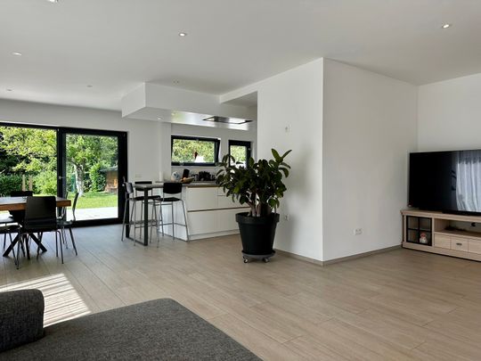 Bien exceptionnel - à louer - 1640 Rhode-Saint-Genese - 4 500 € - Photo 1