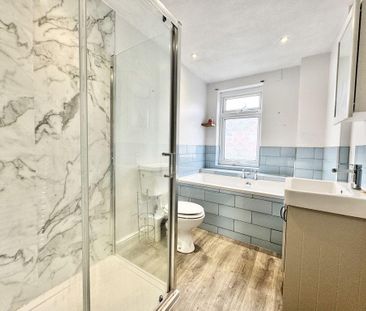 2 bedroom terraced house to rent - Photo 5