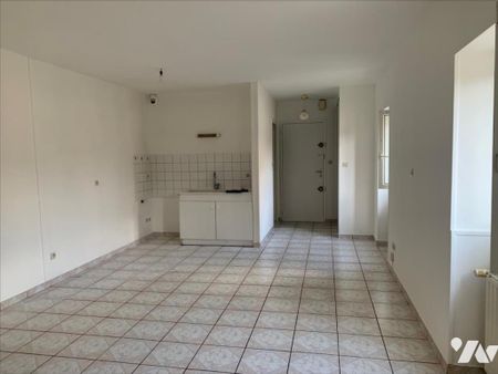 APPARTEMENT T2 - Photo 2