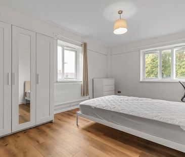 Room in a Shared Flat, Tayside Court, SE5 - Photo 5
