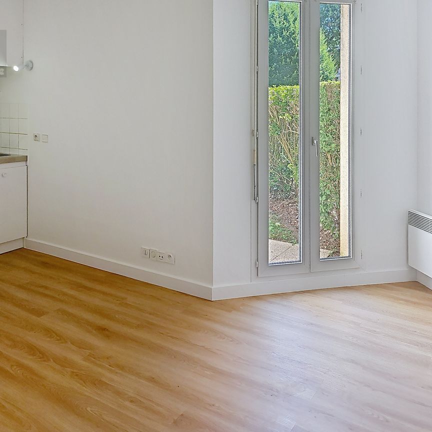 Location Appartement 1 pièce 13m² FONTAINEBLEAU 77300 - Photo 1