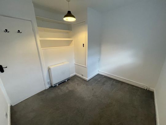 Quemerford, Wiltshire, Calne - Photo 1